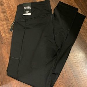 Victoria’s Secret sport knockout tights